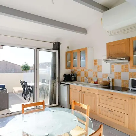 Villa Pavillon Climatise Avec Mezzanine, Piscine Et Parking - Pres De La Plage! - Fr-1-409-247