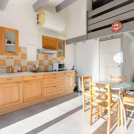Pavillon Climatisé Avec Mezzanine, Piscine Et Parking - Près De La Plage! - Fr-1-409-247